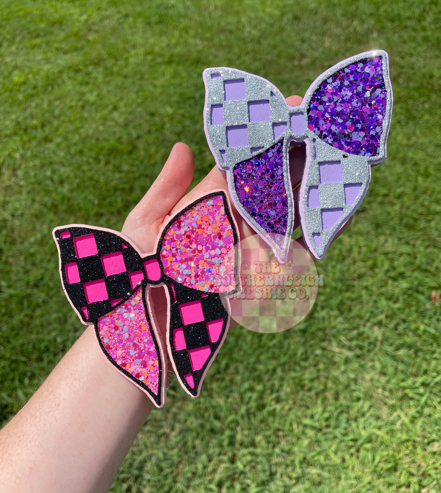 Checkered Bow