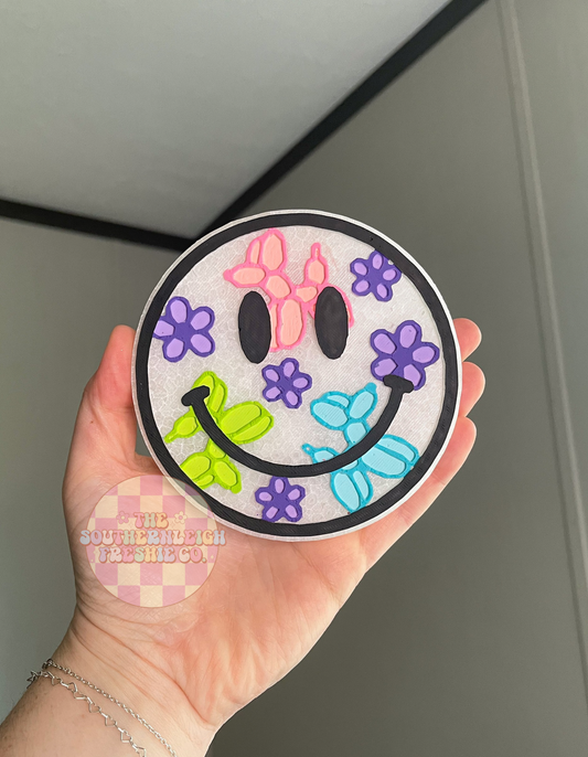 Balloon Dog Happy Face