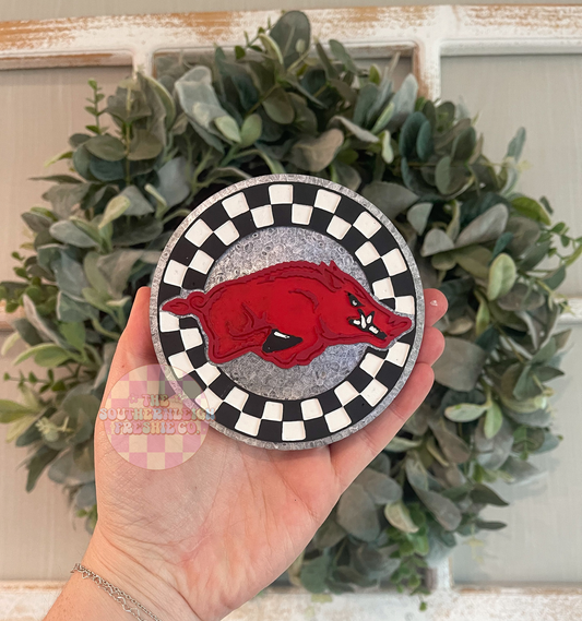 Checkered Round Pig