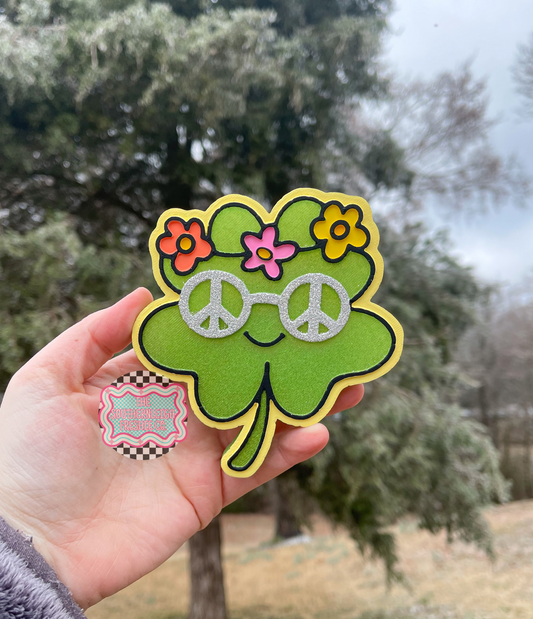 Groovy Clover